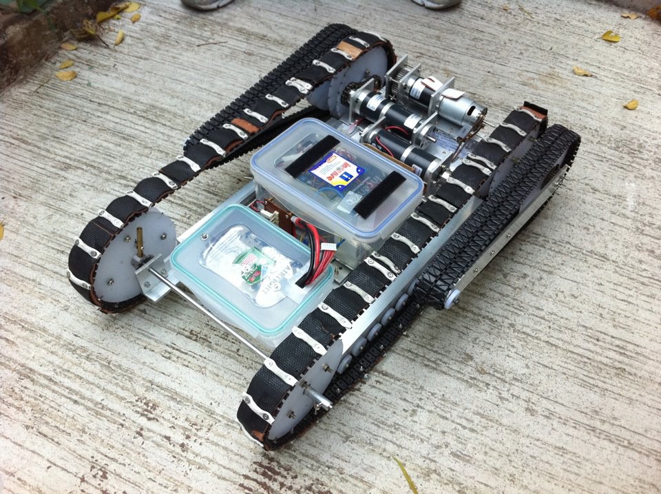 IITians present a robot capable of climbing stairs IITians present a robot capable of climbing stairs